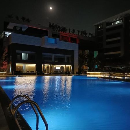 Parkside Boutique 3 Bbr Serviced Apartment - Ocean Blue - Near Airport El El Cairo Exterior foto